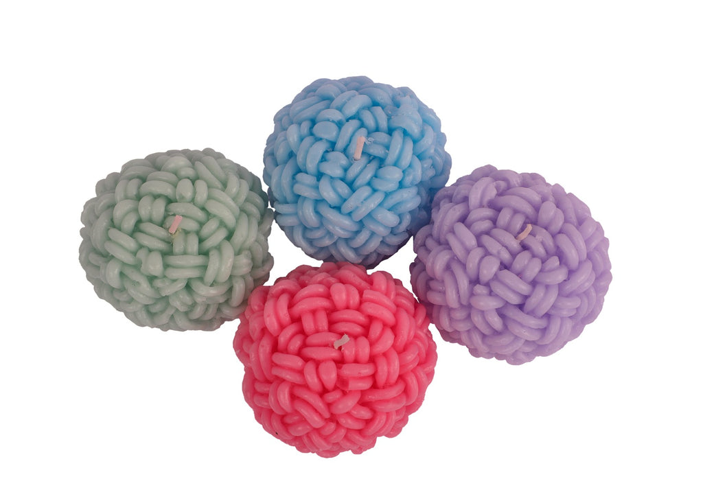 Wollen Yarn Candle – Soothing Aroma & Elegant Design