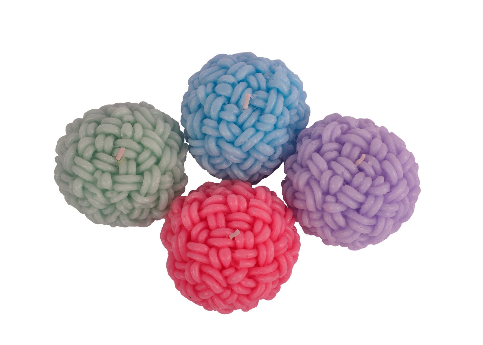 Wollen Yarn Candle – Soothing Aroma & Elegant Design